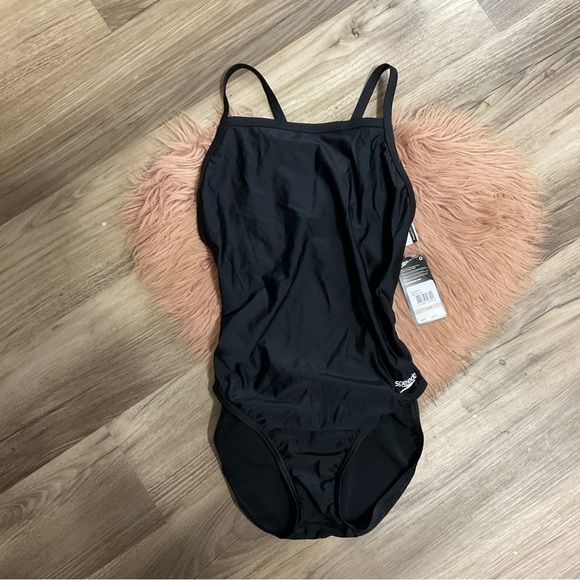 Speedo Endurance Black  Solid Flyback Training Swimsuit size 12 - Picture 3 of 10